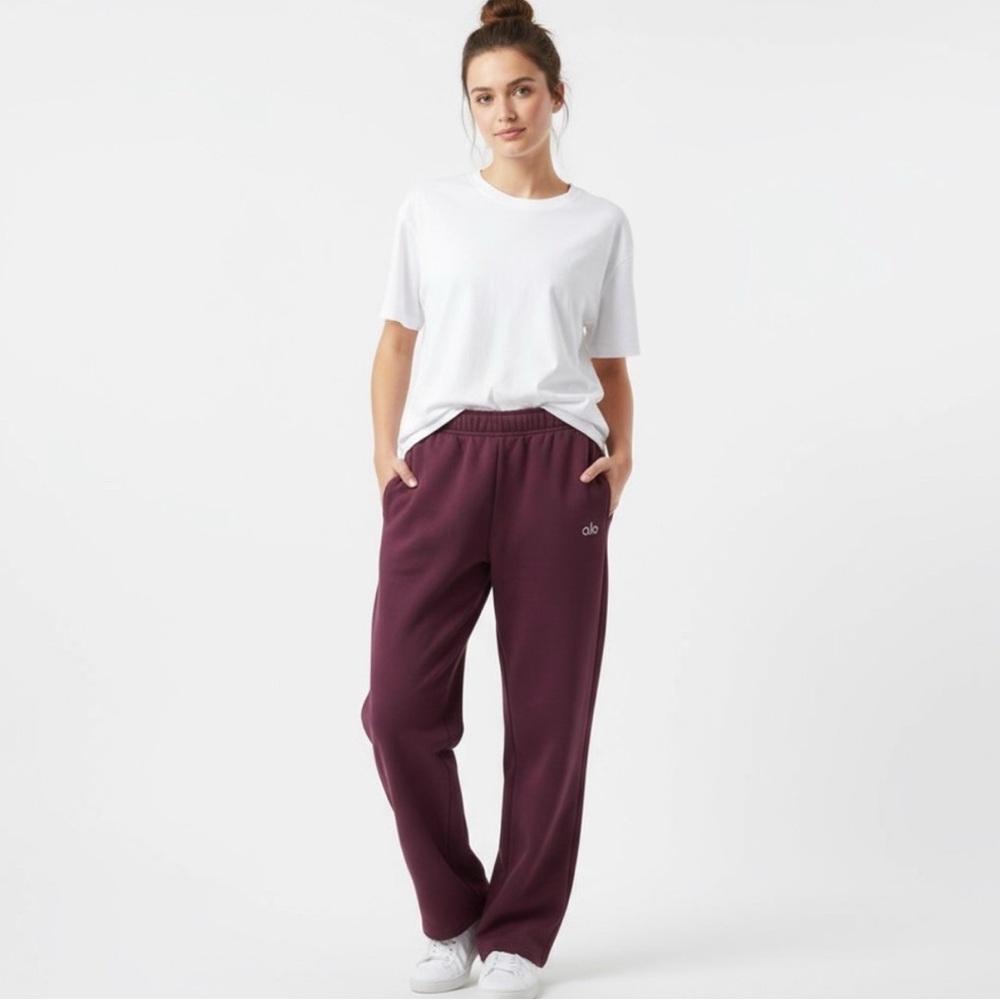 NWT Alo Yoga Burgundy accolade straight leg sweatpants - Picture 2 of 7